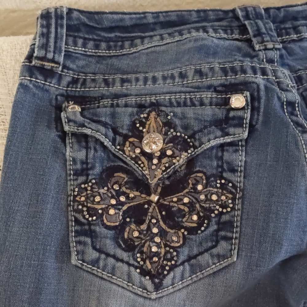 ** 2 for $27 ** Miss Me jeans - Picture 6 of 10
